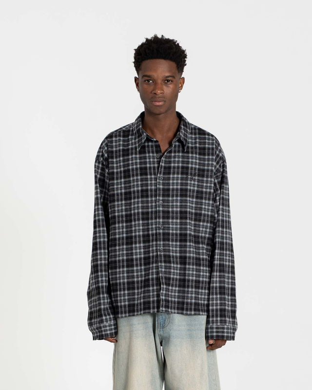 Checkered flannel shirt gray