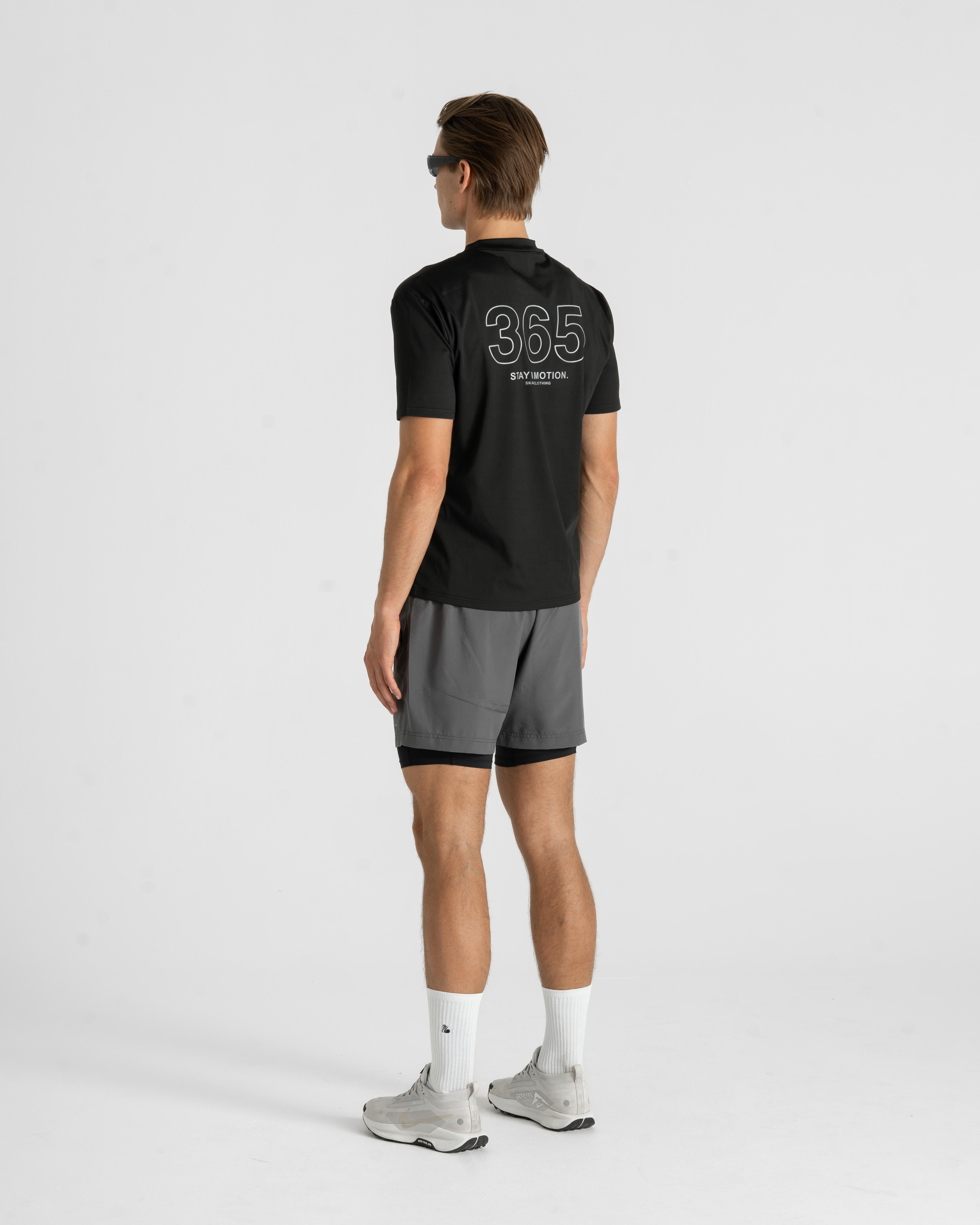 365 T-Shirt Black