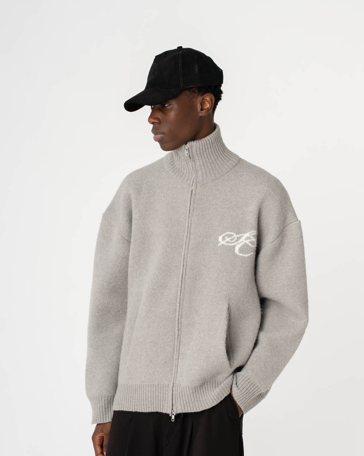 Full-zip sweater light gray